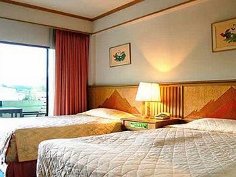 Rooks Holiday Hotel & Resort Mae Hong Son Extérieur photo